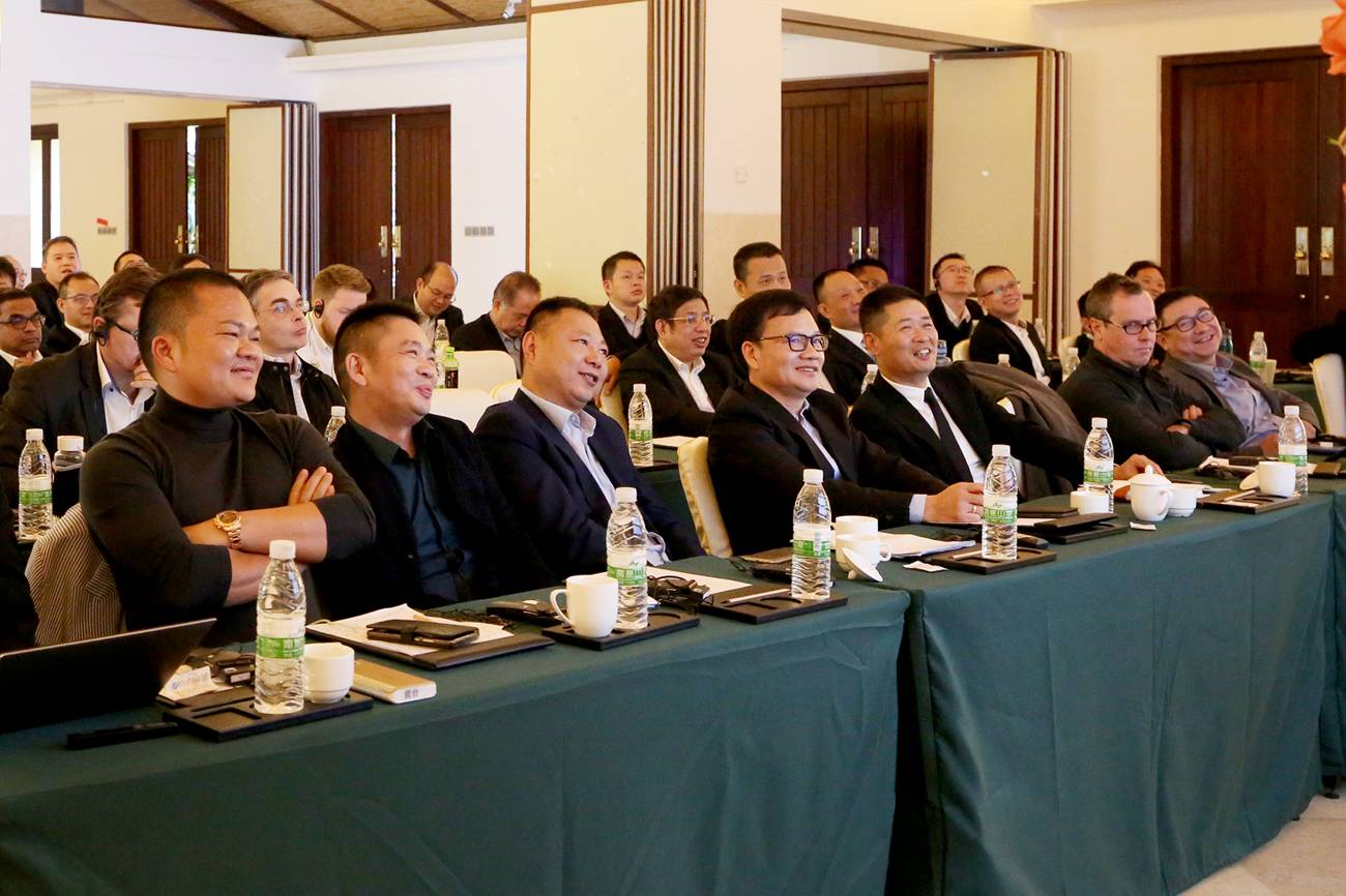 不忘初心，，蓄势而上  ——记2017年拉斯维加斯9888营销总部年会